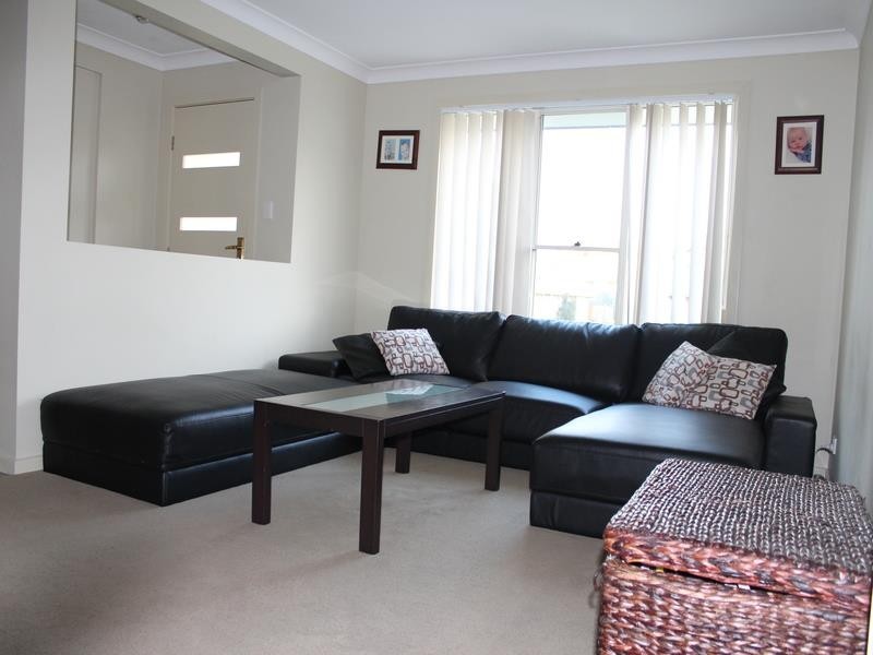 10 Trillers Avenue, Coomera QLD 4209