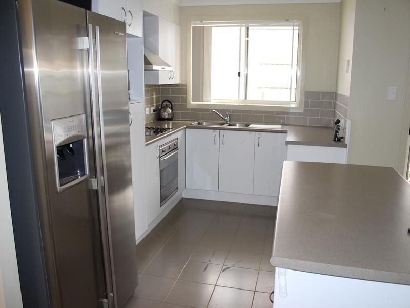 10 Trillers Avenue, Coomera QLD 4209