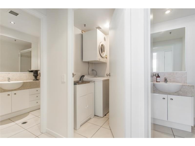 205/6 Wharf Street, Maroochydore QLD 4558