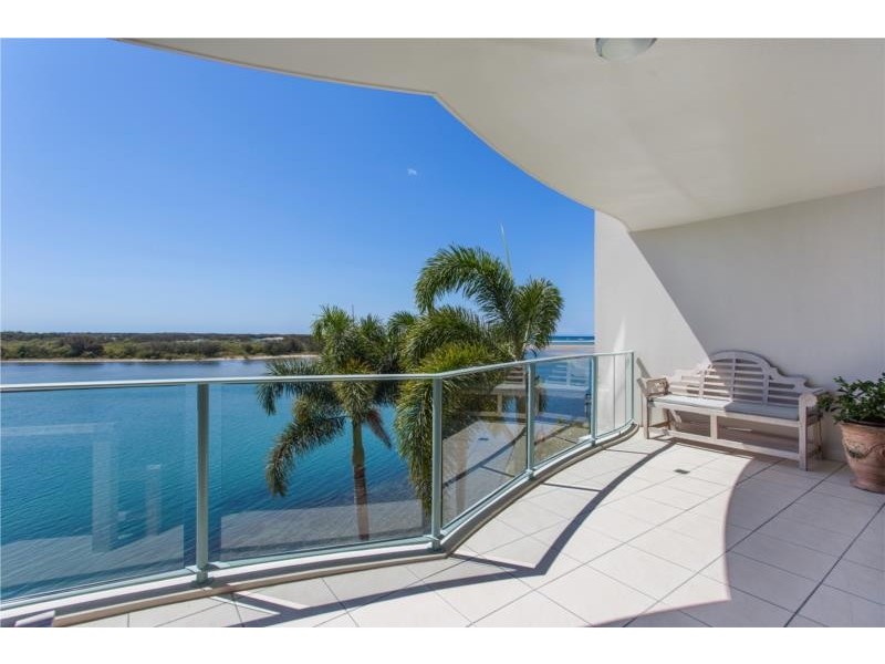 205/6 Wharf Street, Maroochydore QLD 4558