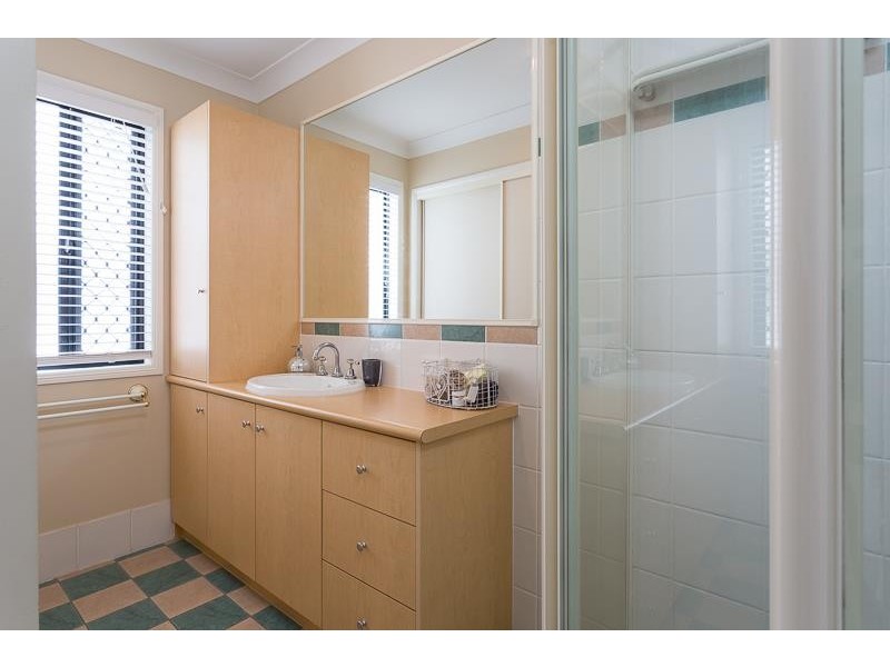 8/19 Island Street, Cleveland QLD 4163