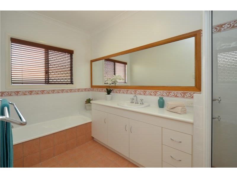 10 Cottonwood Court, Kirwan QLD 4817