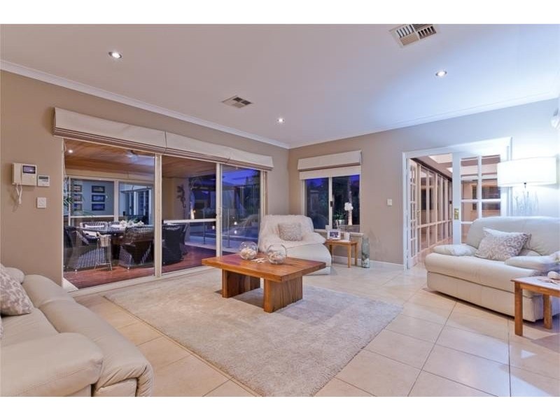 60 Discovery Circuit, Iluka WA 6028