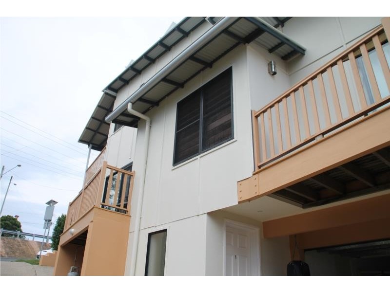 1/6 Regent Street, Caloundra QLD 4551