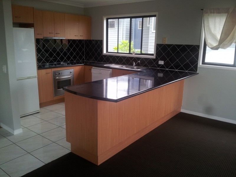 1/6 Regent Street, Caloundra QLD 4551