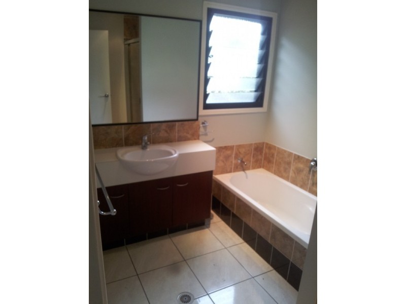 1/6 Regent Street, Caloundra QLD 4551