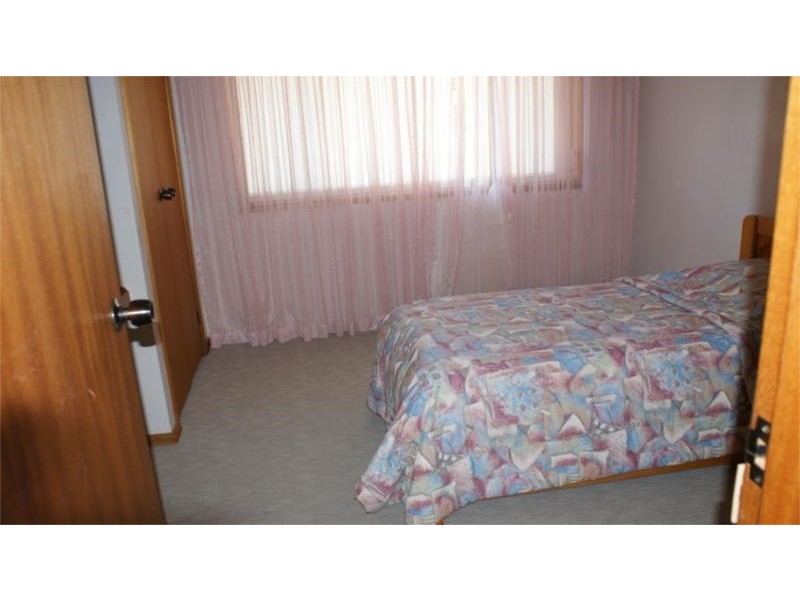 13 Currowan Street, Nelligen NSW 2536