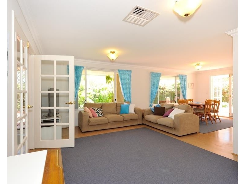 6A Brooking Road, Coodanup WA 6210