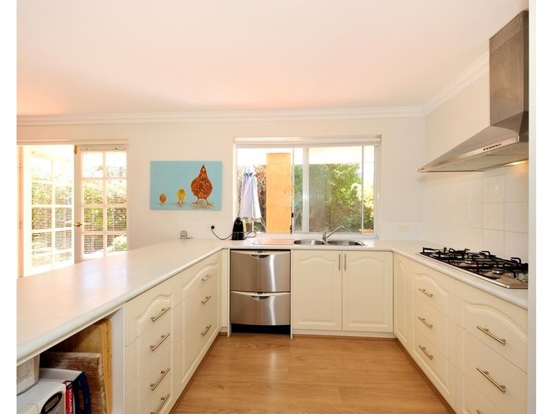 6A Brooking Road, Coodanup WA 6210