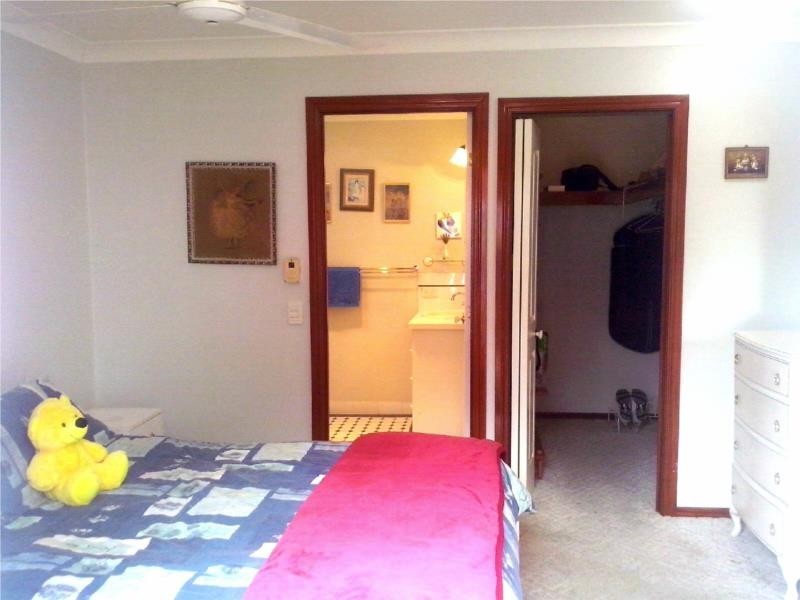 71 Lakeside Crescent, Forest Lake QLD 4078