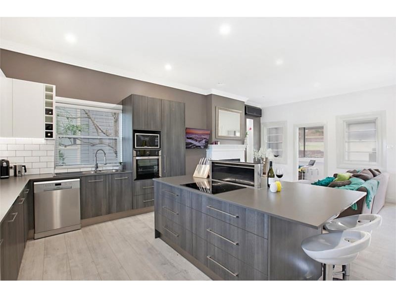 11 Grinsell Street, New Lambton NSW 2305