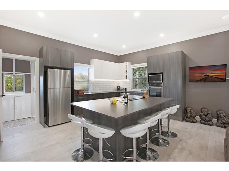 11 Grinsell Street, New Lambton NSW 2305