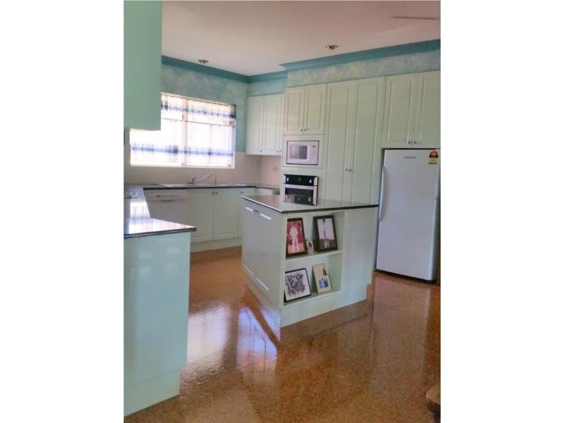 18 Laurina Drive, Darawank NSW 2428