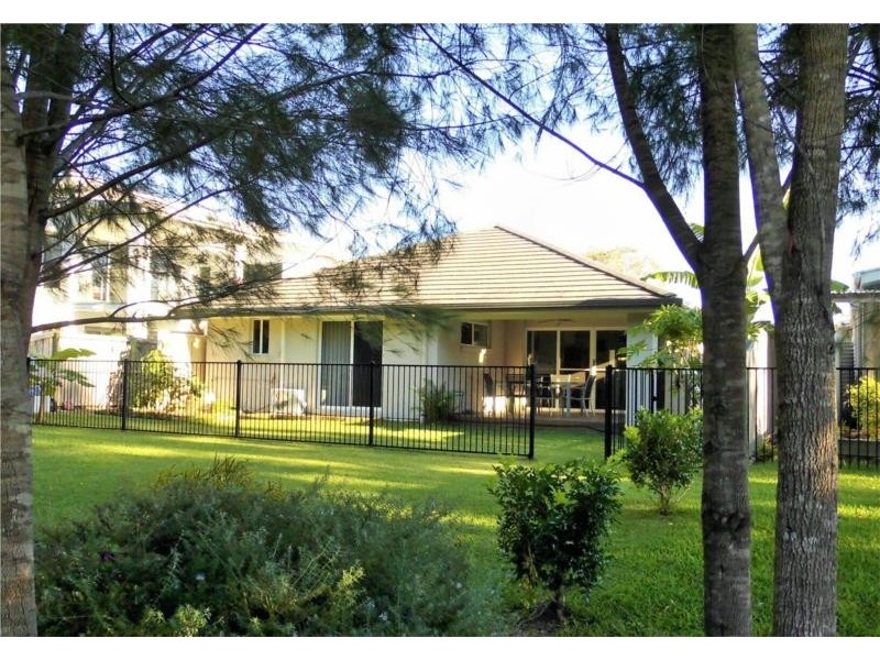 10 Albany Street, Sippy Downs QLD 4556
