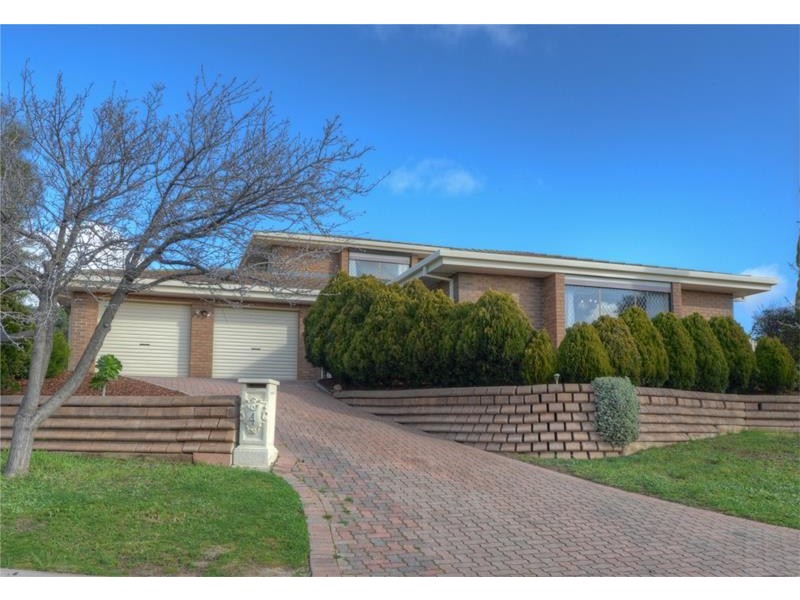 4 Hill Ridge Court, Wynn Vale SA 5127