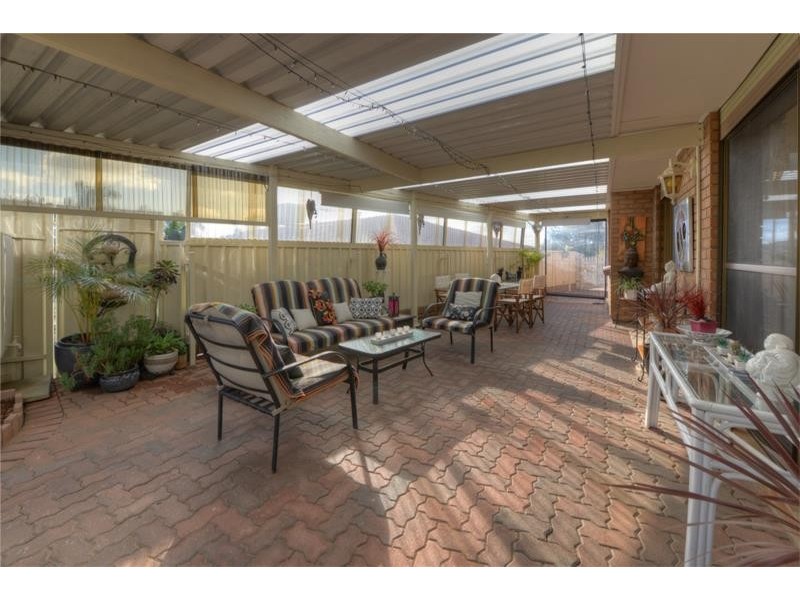 4 Hill Ridge Court, Wynn Vale SA 5127