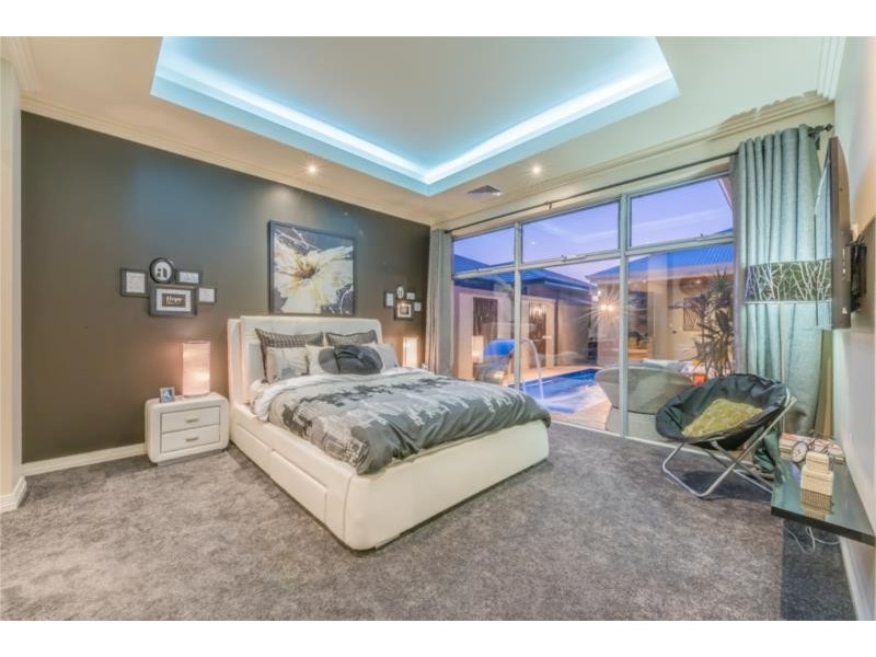 8 Bramham Street, Landsdale WA 6065