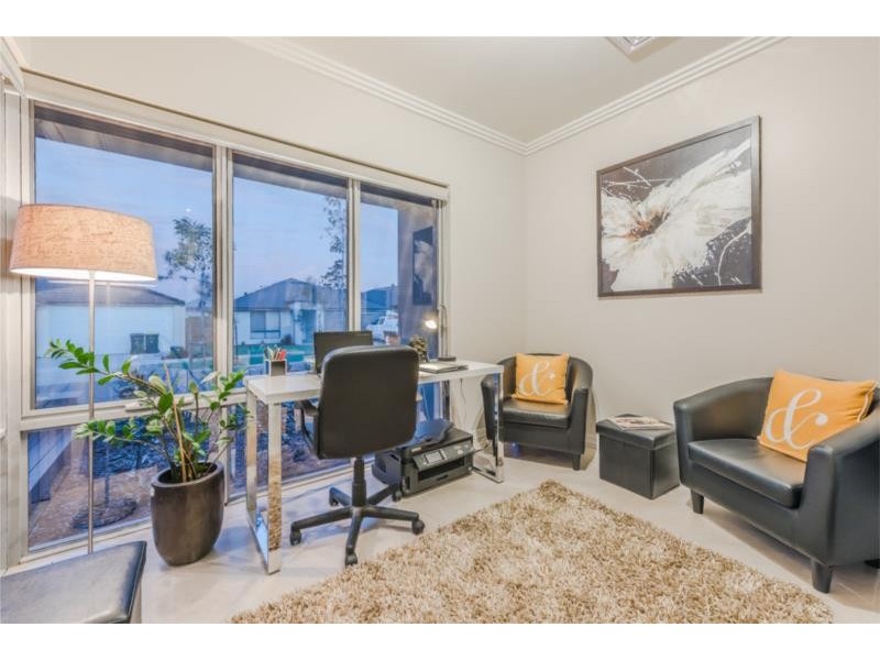 8 Bramham Street, Landsdale WA 6065
