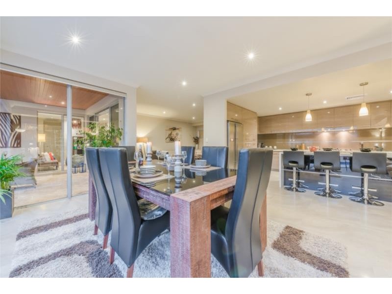 8 Bramham Street, Landsdale WA 6065