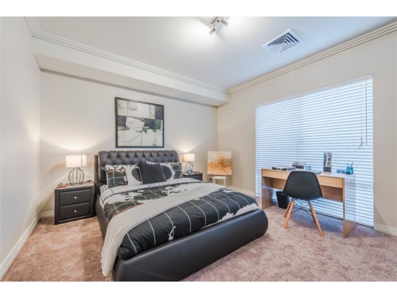 8 Bramham Street, Landsdale WA 6065