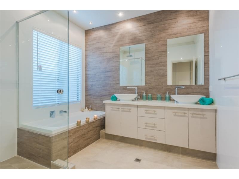 8 Bramham Street, Landsdale WA 6065