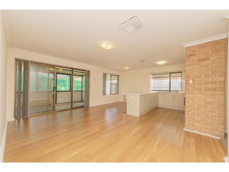 10 Heron Way, Yangebup WA 6164
