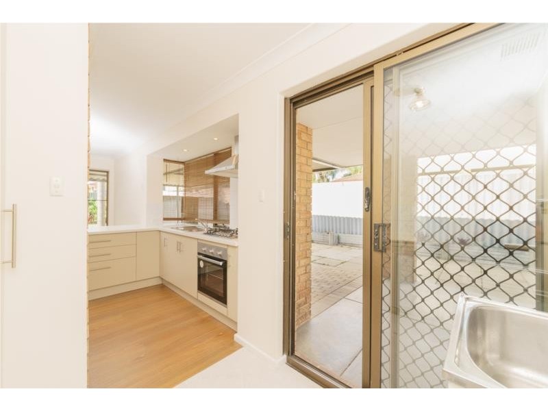10 Heron Way, Yangebup WA 6164