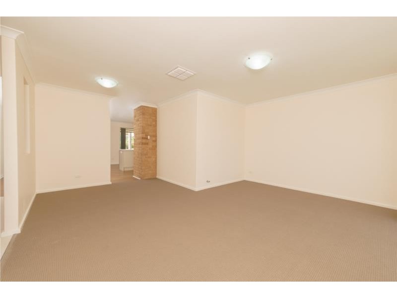 10 Heron Way, Yangebup WA 6164