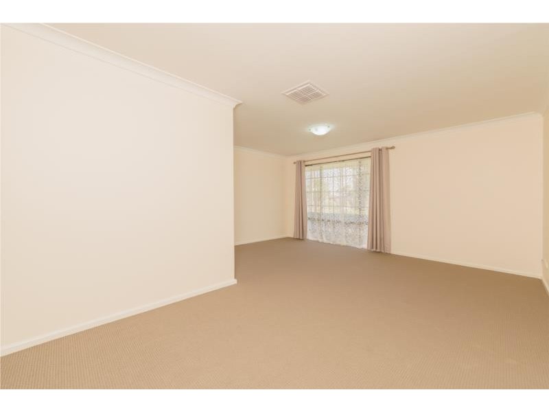 10 Heron Way, Yangebup WA 6164
