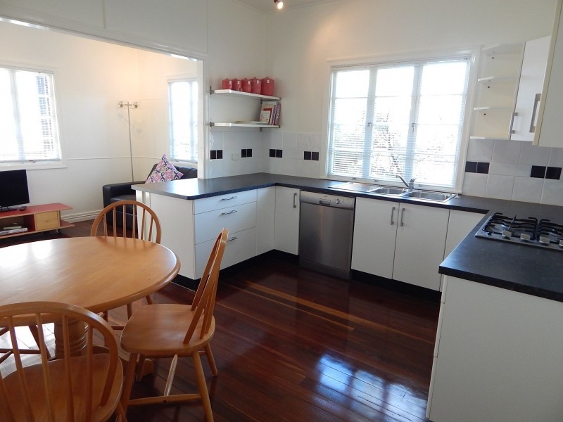 60 Mayfield Road, Moorooka QLD 4105