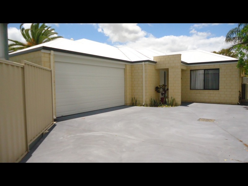 10B Cranwell Street, Thornlie WA 6108