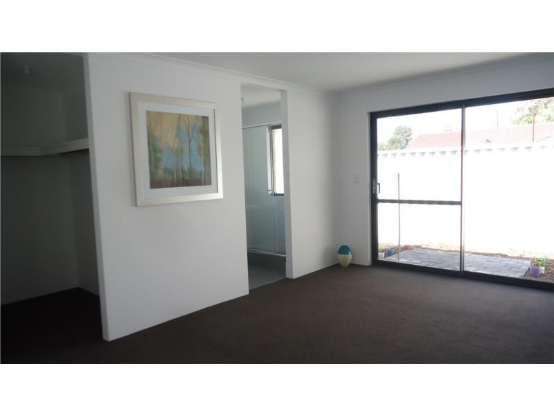 10B Cranwell Street, Thornlie WA 6108
