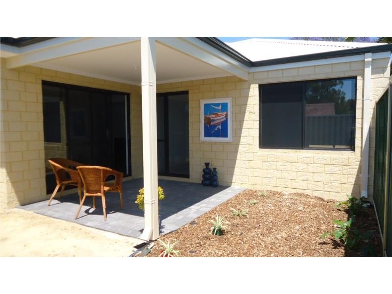10B Cranwell Street, Thornlie WA 6108