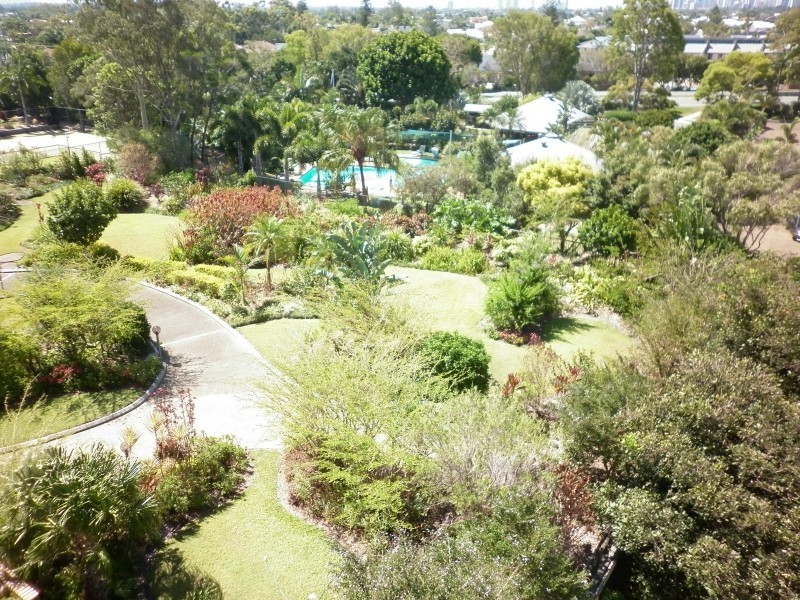 18/54 Hooker Boulevard, Mermaid Waters QLD 4218