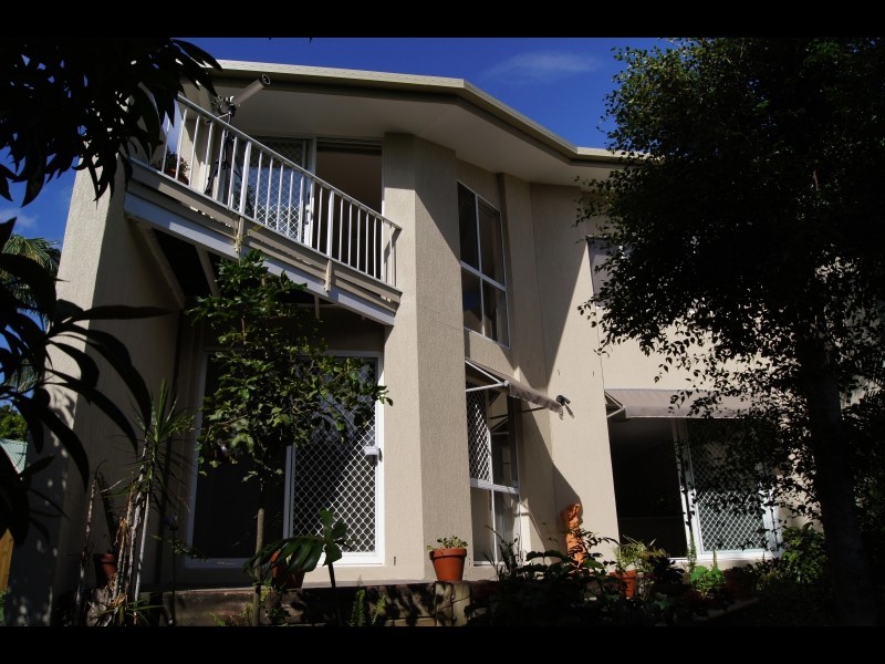 4/40 Government Road, Labrador QLD 4215