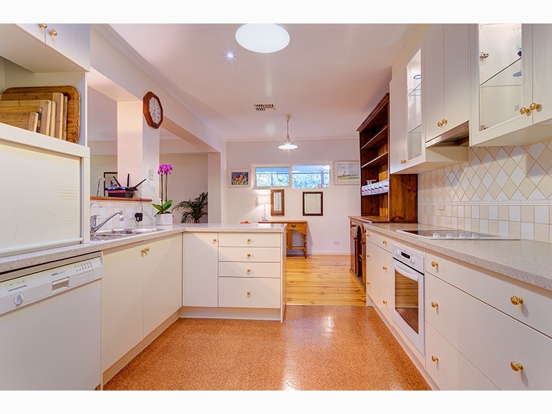 29 Knightsbridge Road, Leabrook SA 5068