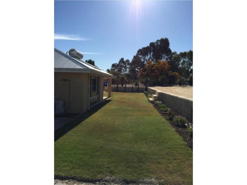 12 Sea Flower way, Gabbadah WA 6041