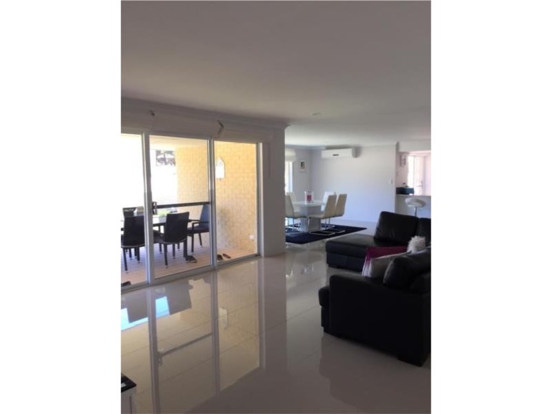 12 Sea Flower way, Gabbadah WA 6041