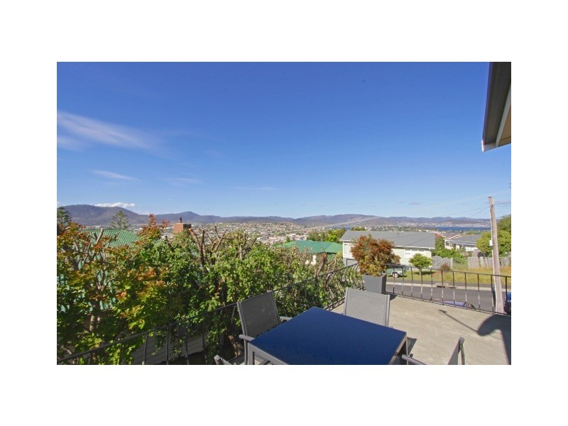 6 Camden Crescent, Moonah TAS 7009