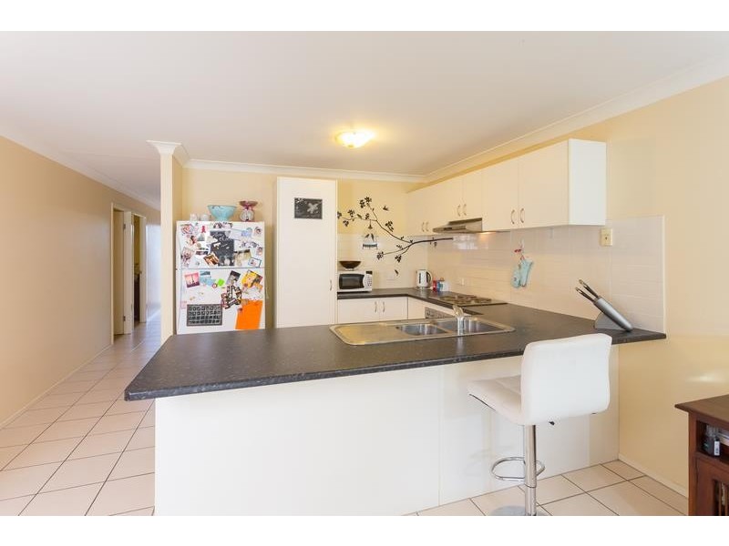 2/12 Lagoona Crescent, Raceview QLD 4305