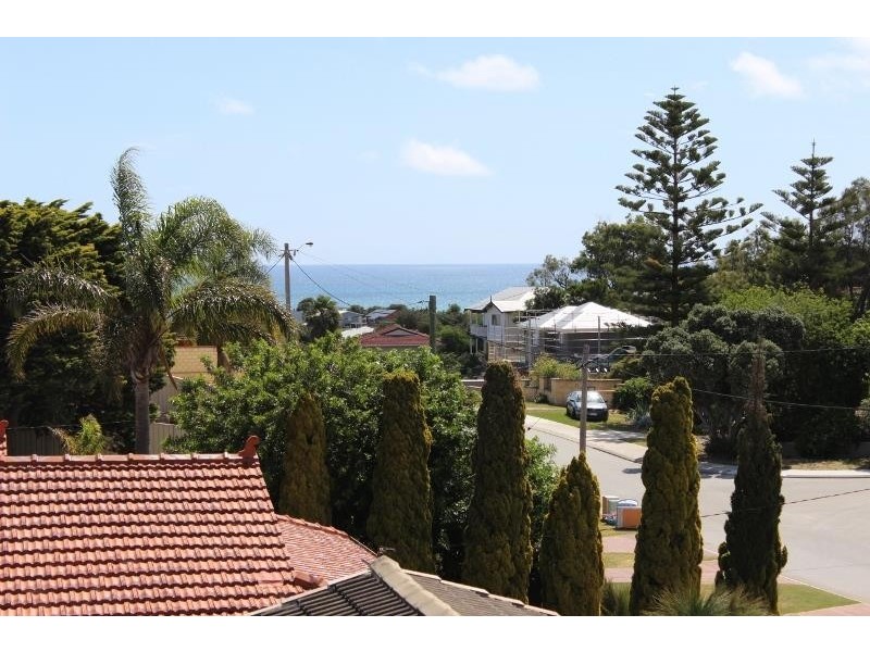 22 Parham road, Quinns Rocks WA 6030