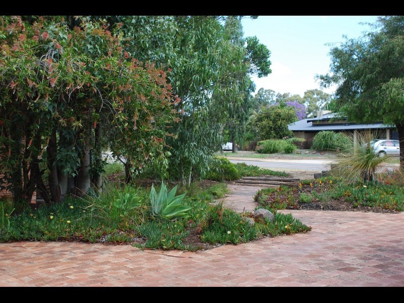 11 Gracechurch Crescent, Leeming WA 6149