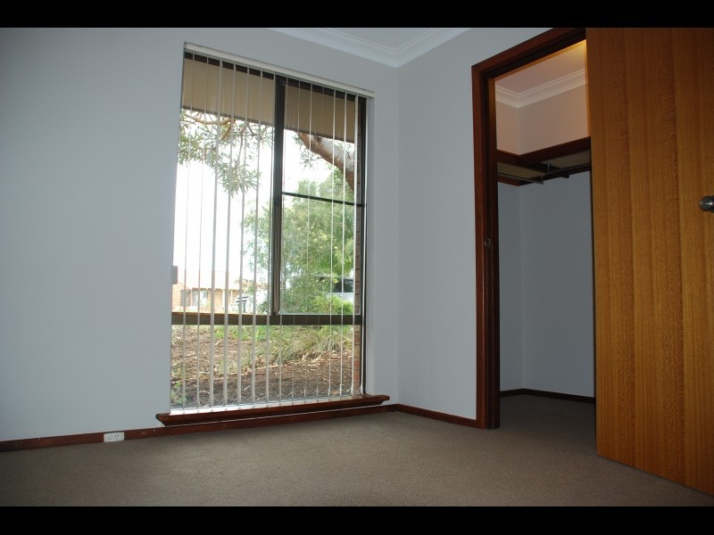 11 Gracechurch Crescent, Leeming WA 6149