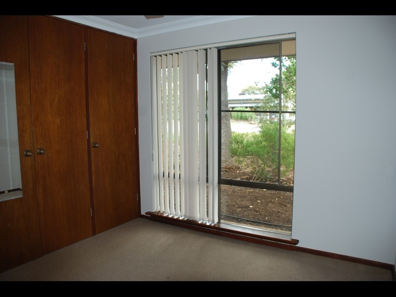 11 Gracechurch Crescent, Leeming WA 6149