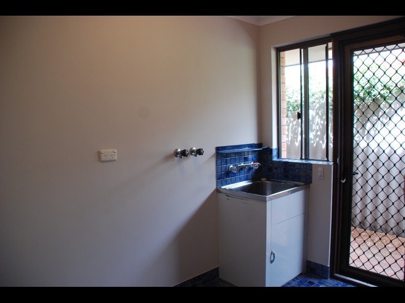 11 Gracechurch Crescent, Leeming WA 6149