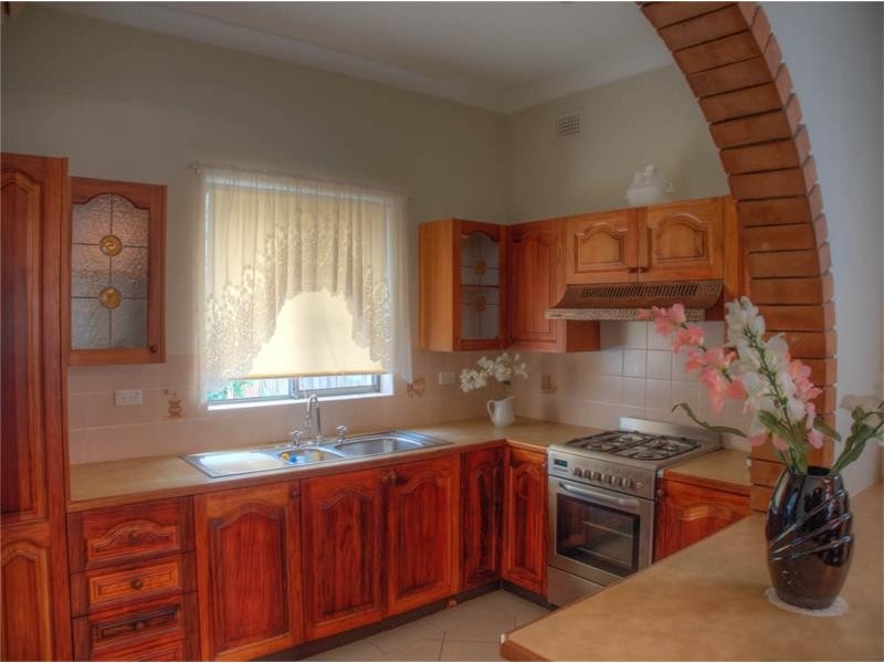 2 Blenheim Street, Queens Park NSW 2022