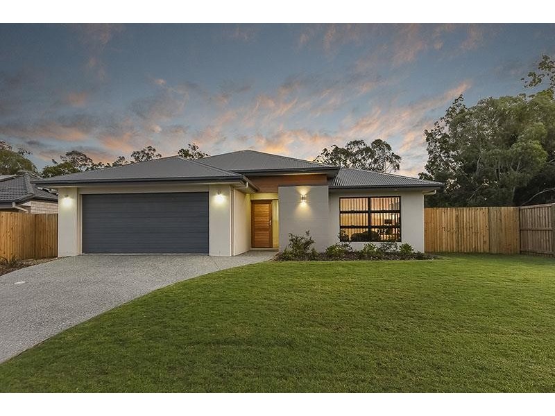 30 Thames Drive, Regents Park QLD 4118