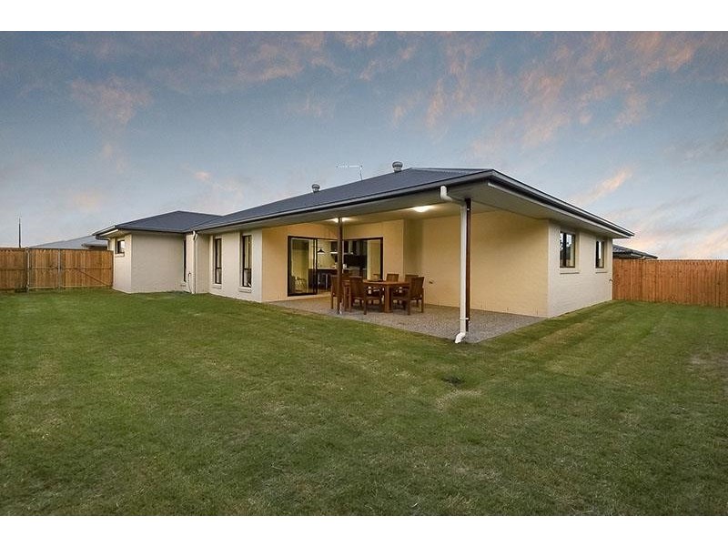 30 Thames Drive, Regents Park QLD 4118