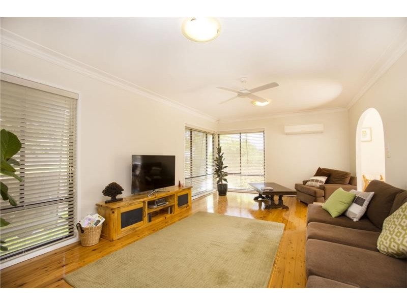 9 Meldon Place, Rankin Park NSW 2287