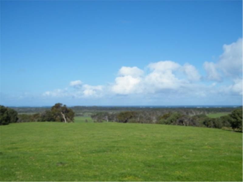 L5 Peaceful Bay Road, Peaceful Bay WA 6333